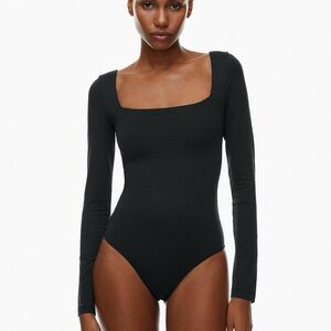Aritzia Babaton Squareneck Long Sleeve Bodysuit In Black (S)